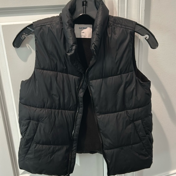 Old Navy puffer vest - Picture 1 of 3